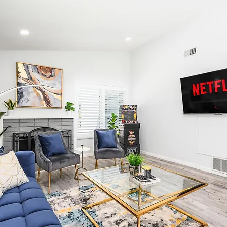 Mins To Disney Chic 3Br With Arcade